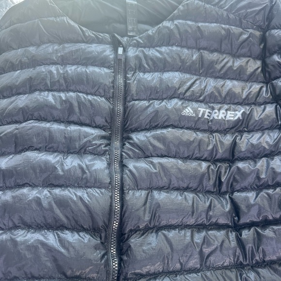 AdidasTERREX Size XL Jacket windbreaker - Picture 7 of 8